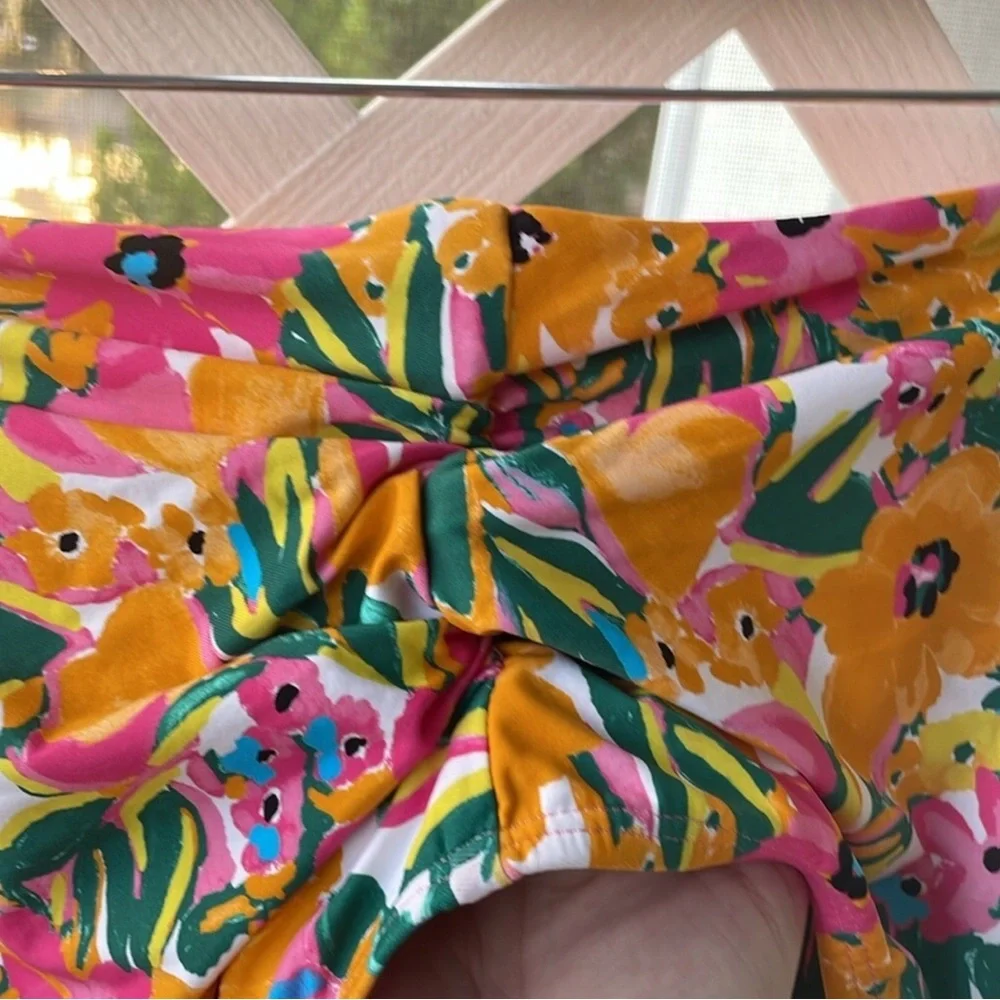 Anne Cole 3-way Convertible ‘Sunshine Floral’ Print Bottom - Picture 6 of 13